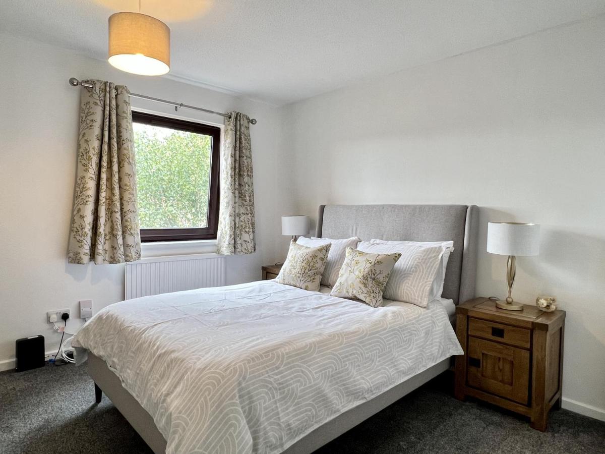 Modern 2 Bed Townhouse Just Outside City Walls With Free Private Parking Йорк Экстерьер фото